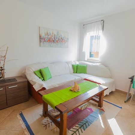 Apartman Mare Ловречица Экстерьер фото