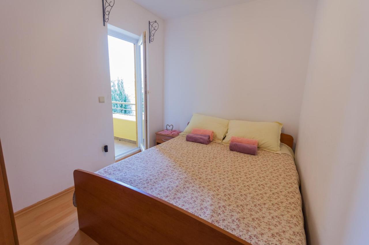 Apartman Mare Ловречица Экстерьер фото