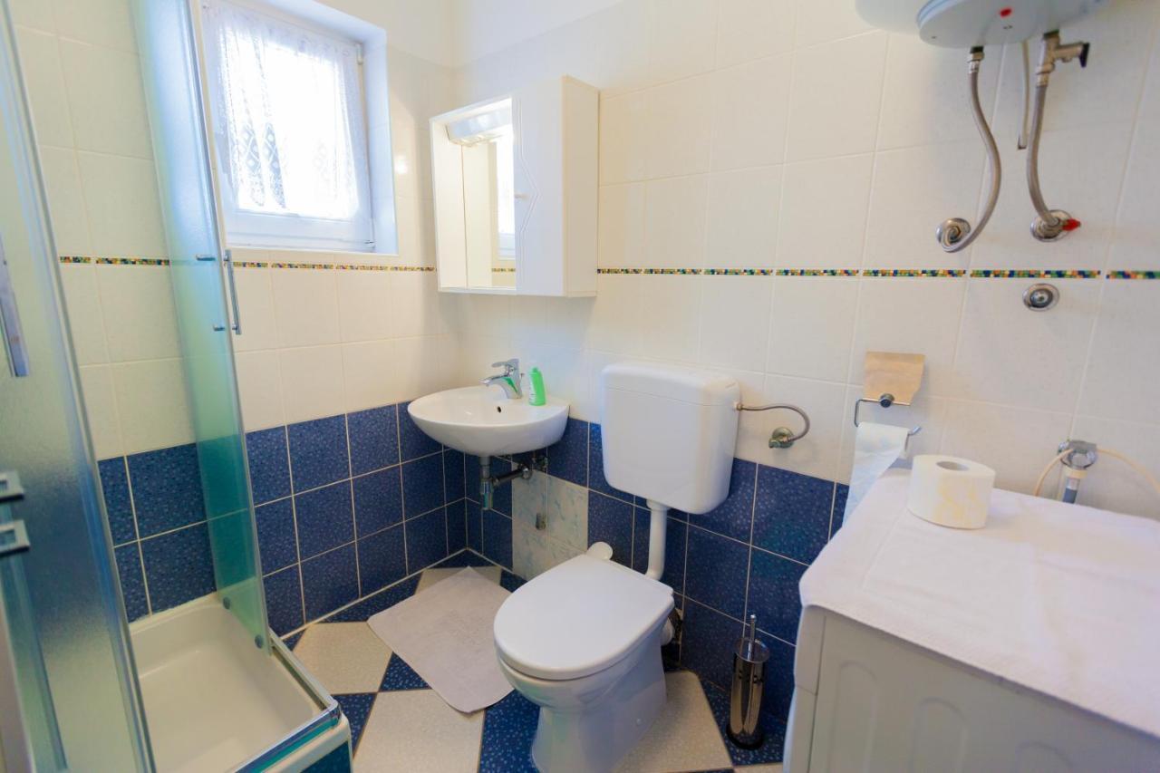 Apartman Mare Ловречица Экстерьер фото
