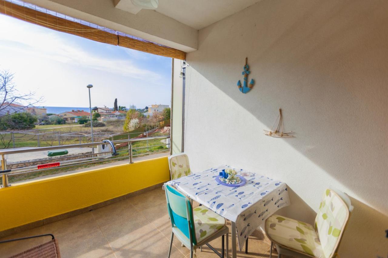 Apartman Mare Ловречица Экстерьер фото